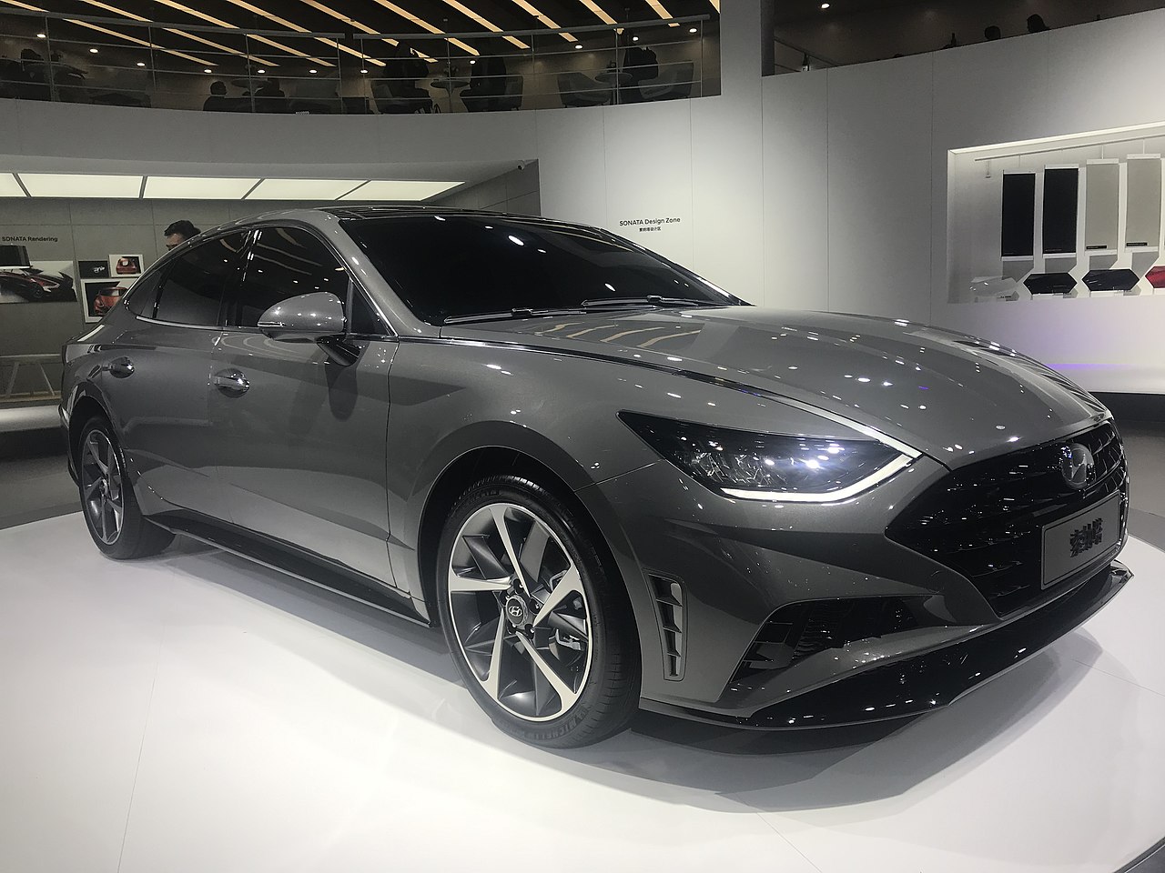 2019 Hyundai Sonata - Jengtingchen, CC BY-SA 4.0, via Wikimedia Commons