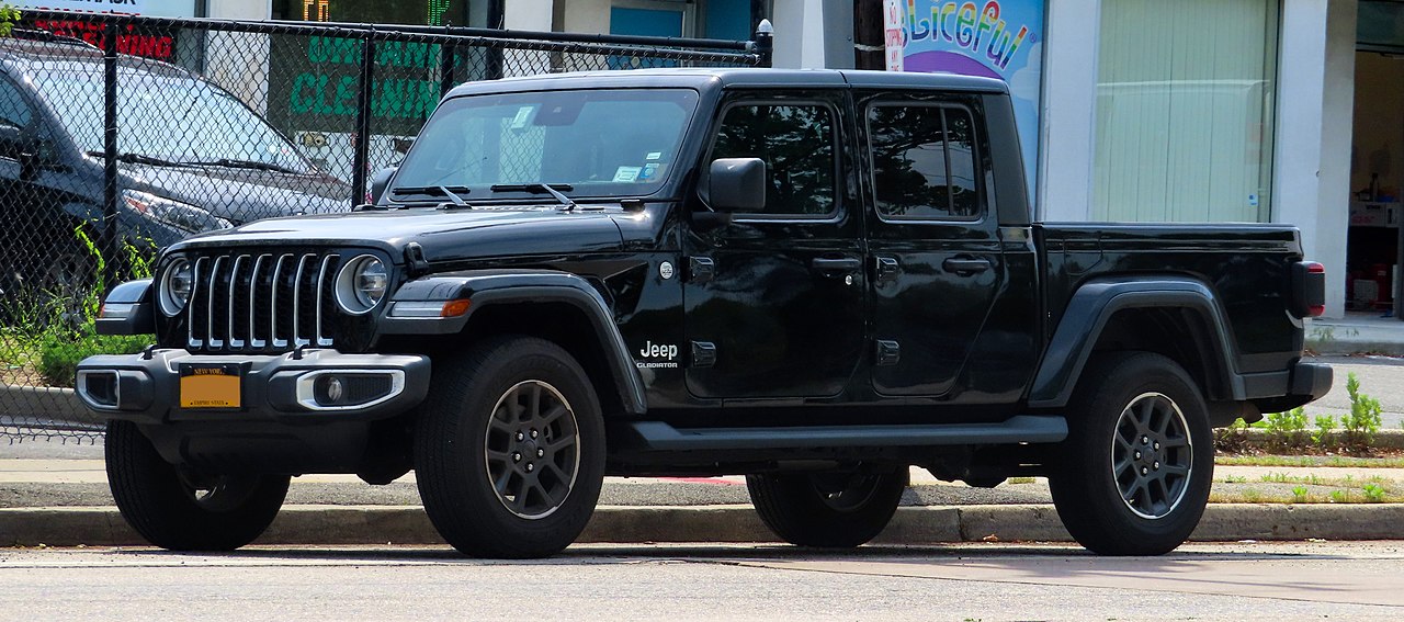 2020 Jeep Gladiator - Kevauto, CC BY-SA 4.0, via Wikimedia Commons