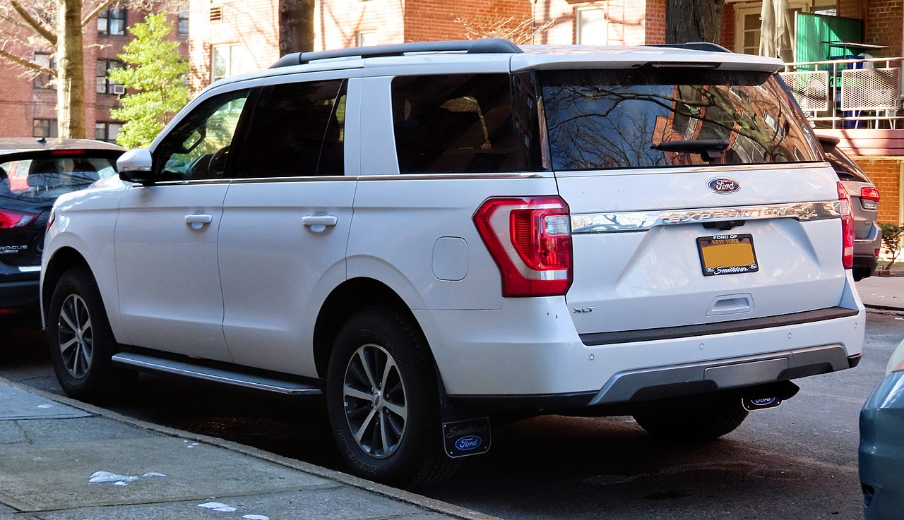 2019 Ford Expedition - Kevauto, CC BY-SA 4.0, via Wikimedia Commons