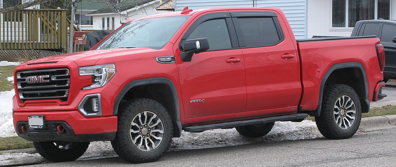 2019 GMC Sierra - SsmIntrigue, CC BY-SA 4.0, via Wikimedia Commons