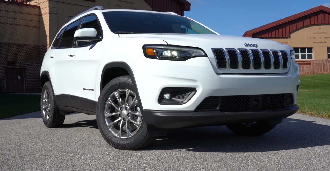 2021 Jeep Cherokee - Gold Pony, CC BY-SA 4.0, via Wikimedia Commons