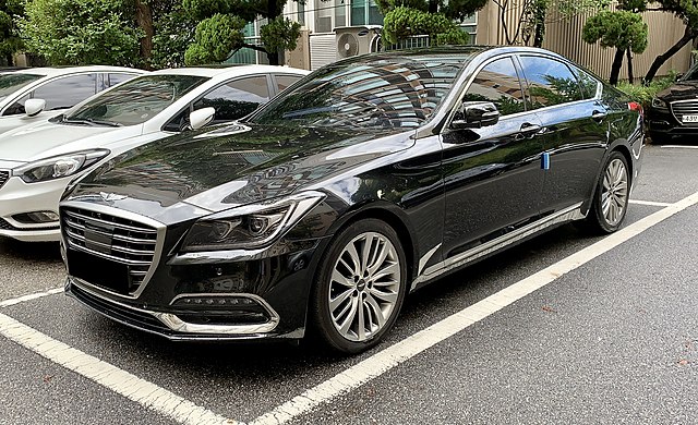 2021 Genesis G80 - Benespit, CC BY-SA 4.0, via Wikimedia Commons