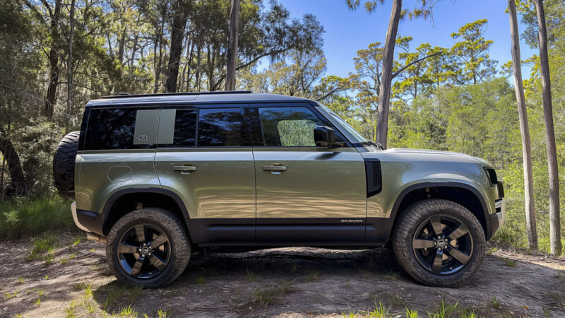 2023 Land Rover Defender