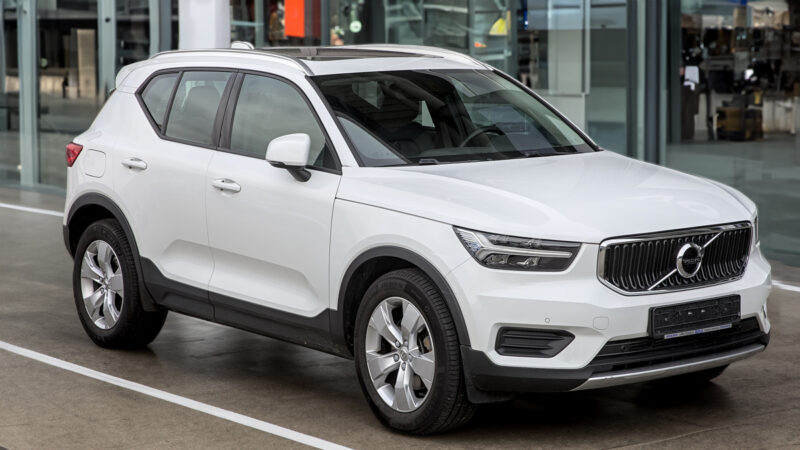 2023 Volvo XC40