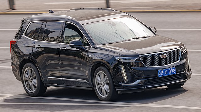 2023 Cadillac XT6 - Dinkun Chen, CC BY-SA 4.0, via Wikimedia Commons